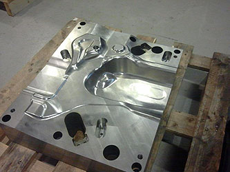 Střižné a ohybové nástroje