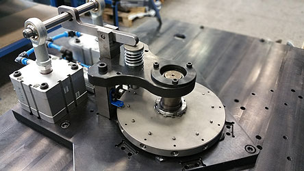 Střižné a ohybové nástroje