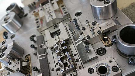 Střižné a ohybové nástroje